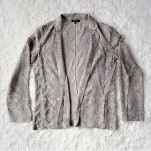 Babaton Aritzia 100% Silk Snake Print Open Blazer Top US4 Classic Luxury Boho